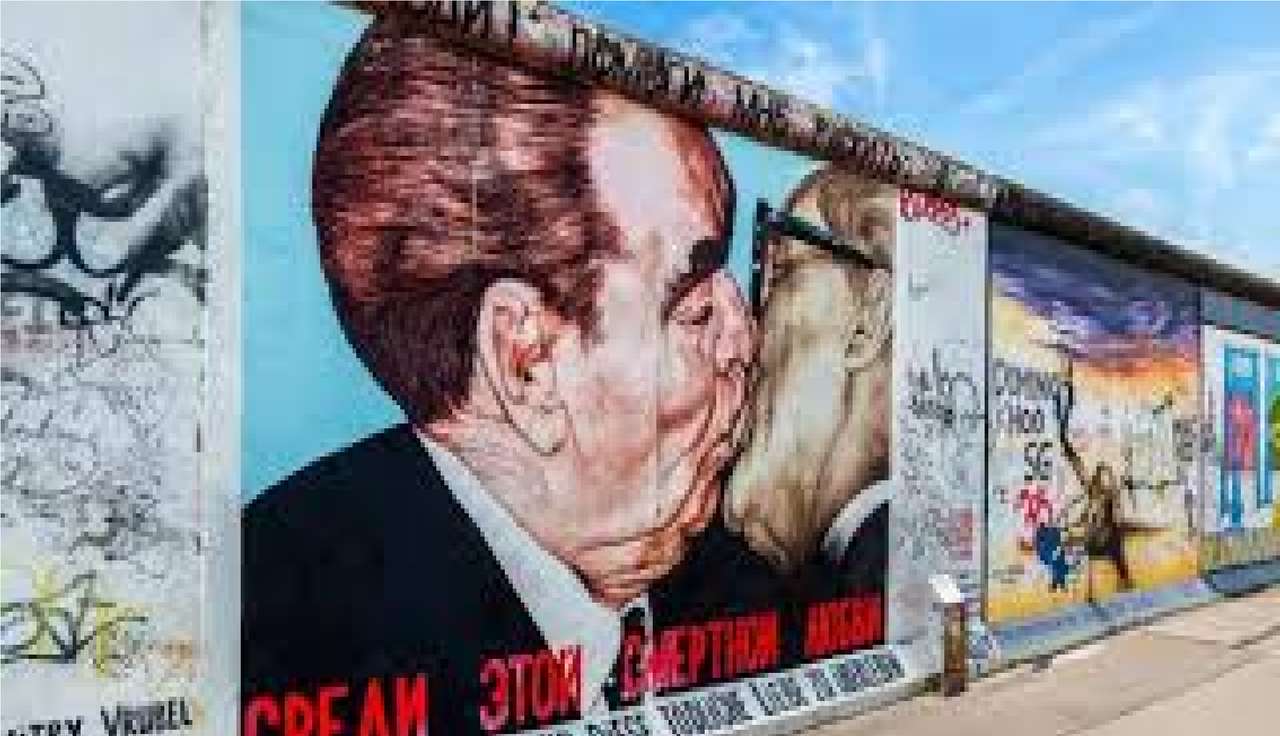 také Berlínská zeď skládačky online