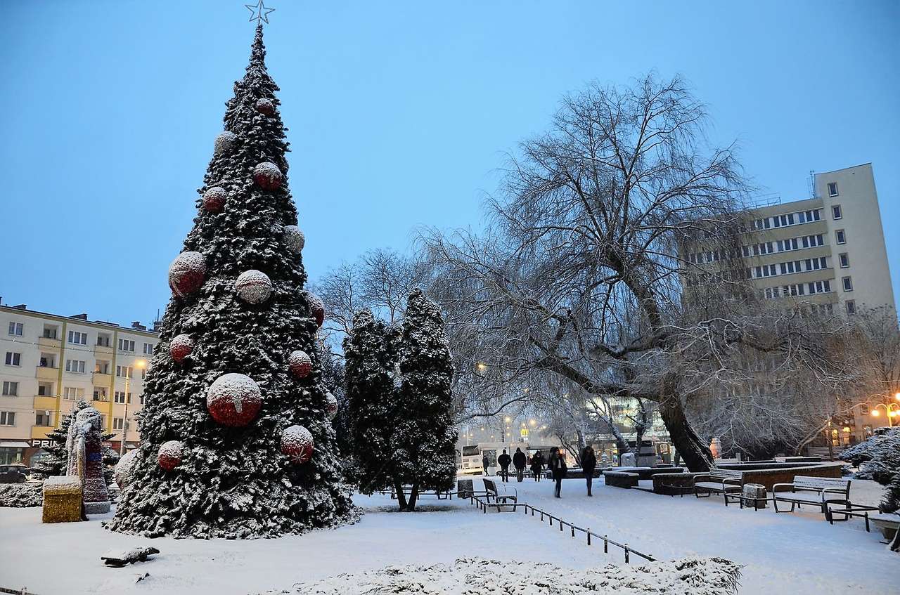 χριστουγεννιάτικο δέντρο της πόλης παζλ online