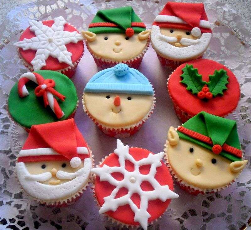 Karácsonyi díszek muffinokhoz online puzzle