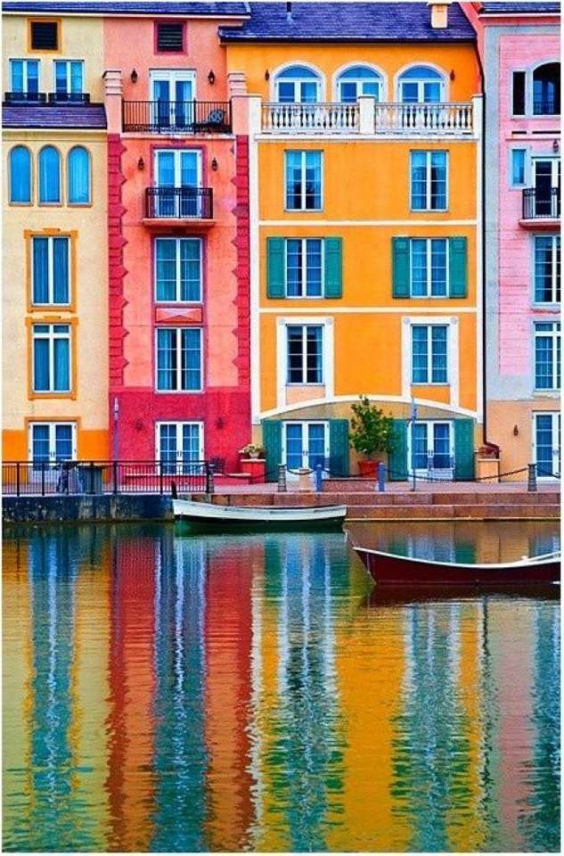 Colorful houses Venice online puzzle