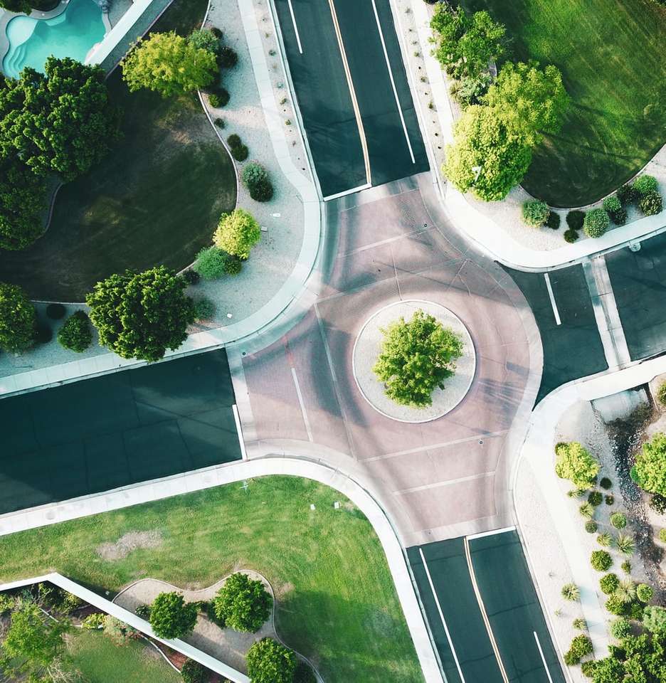 vista aérea da estrada de asfalto puzzle online