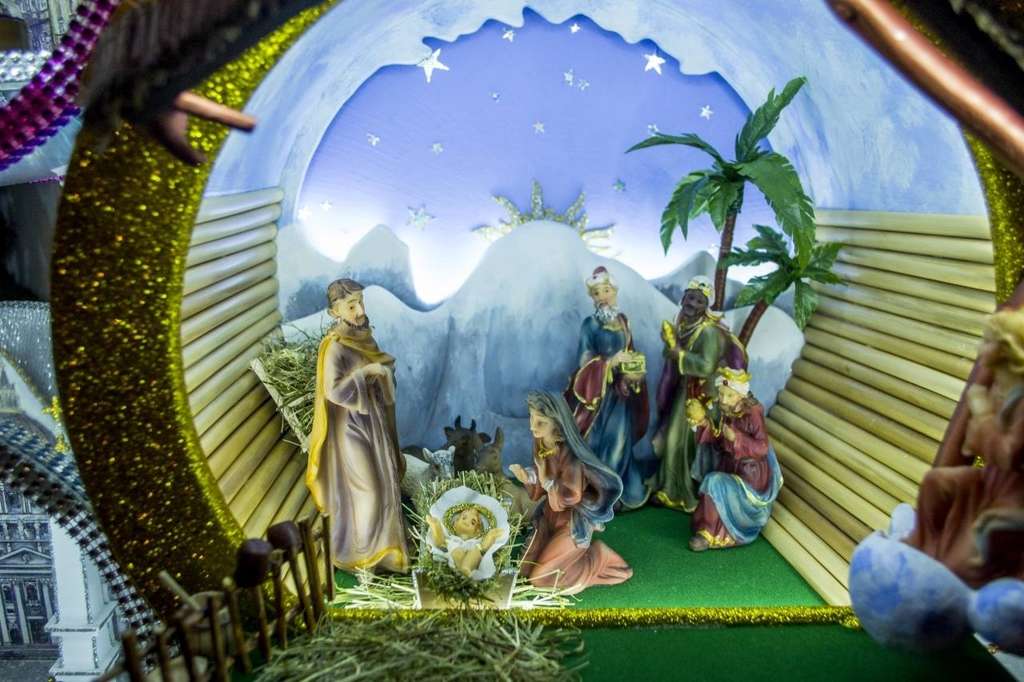 international nativity scenes online puzzle
