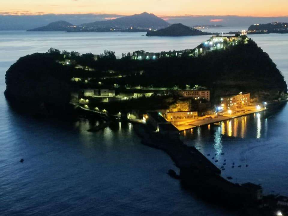 Sonnenuntergang Nisida Neapel Italien Puzzlespiel online