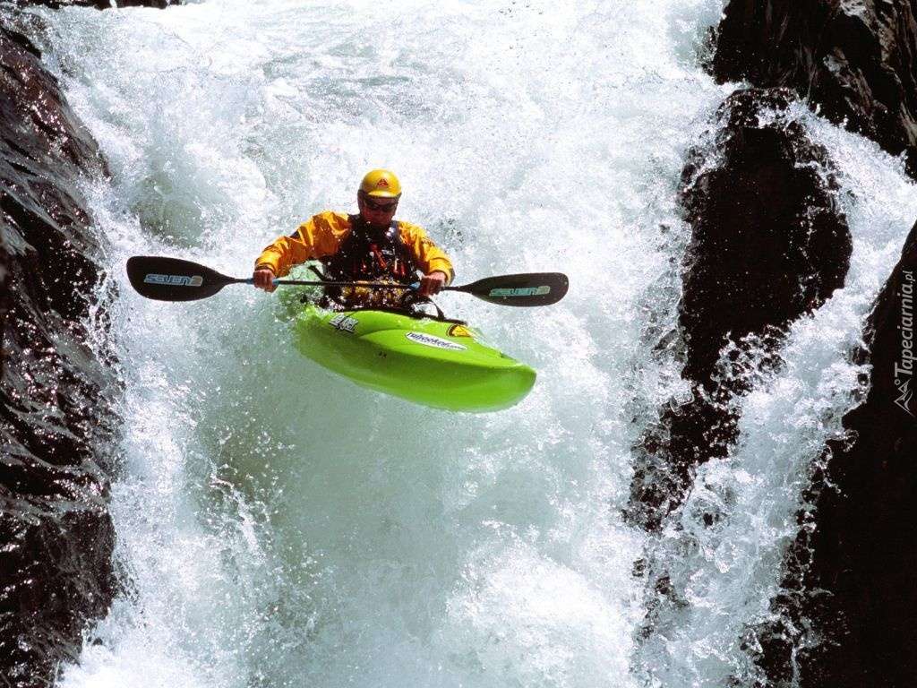 extreme kayaking jigsaw puzzle online