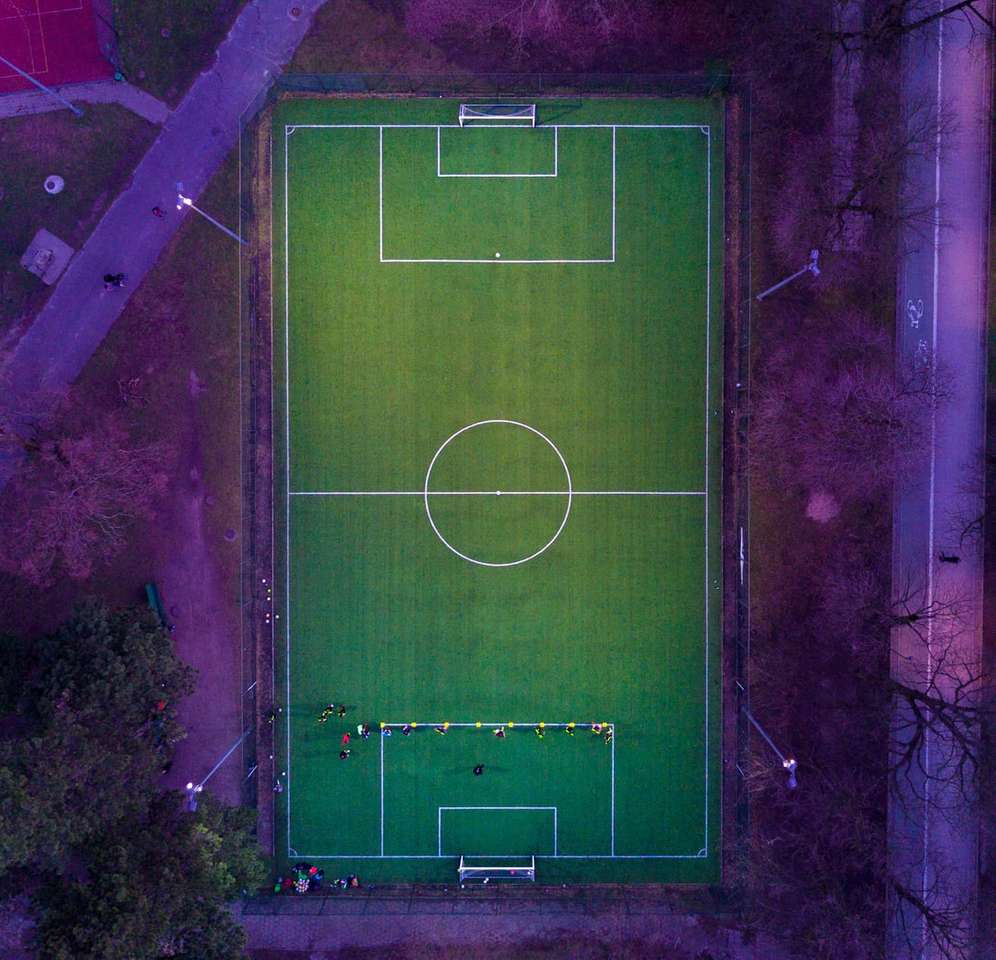 aerial view of tennis court online puzzle