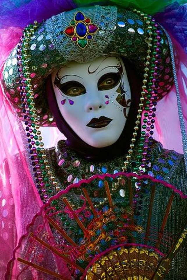 Венеціанські карнавальні маски та костюми пазл онлайн