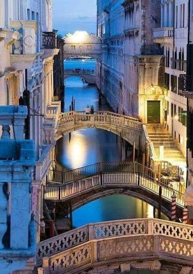 Benátky Mnoho mostů skládačky online