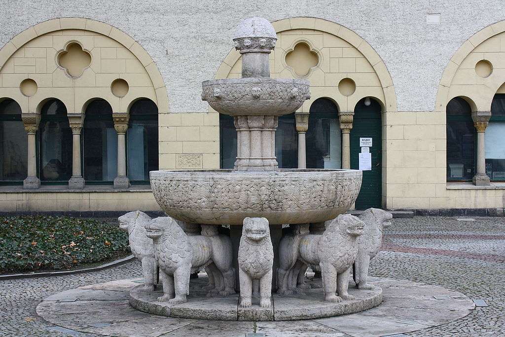 La fuente de los leones en Poznań rompecabezas en línea