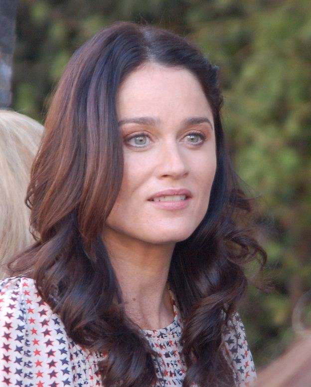 Robin Tunney puzzle online