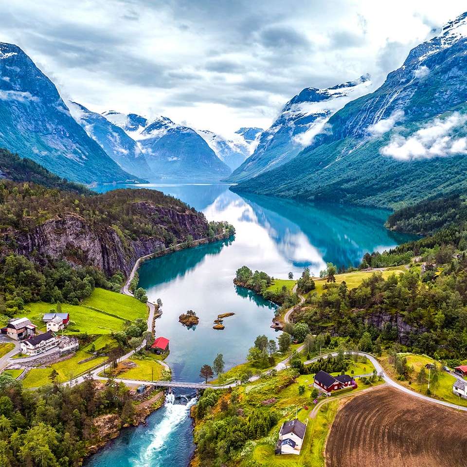 Skandinaviska fjordar Pussel online