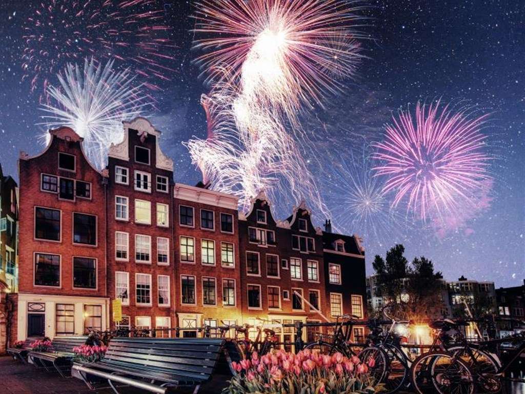 навечерието на Нова година - Амстердам онлайн пъзел