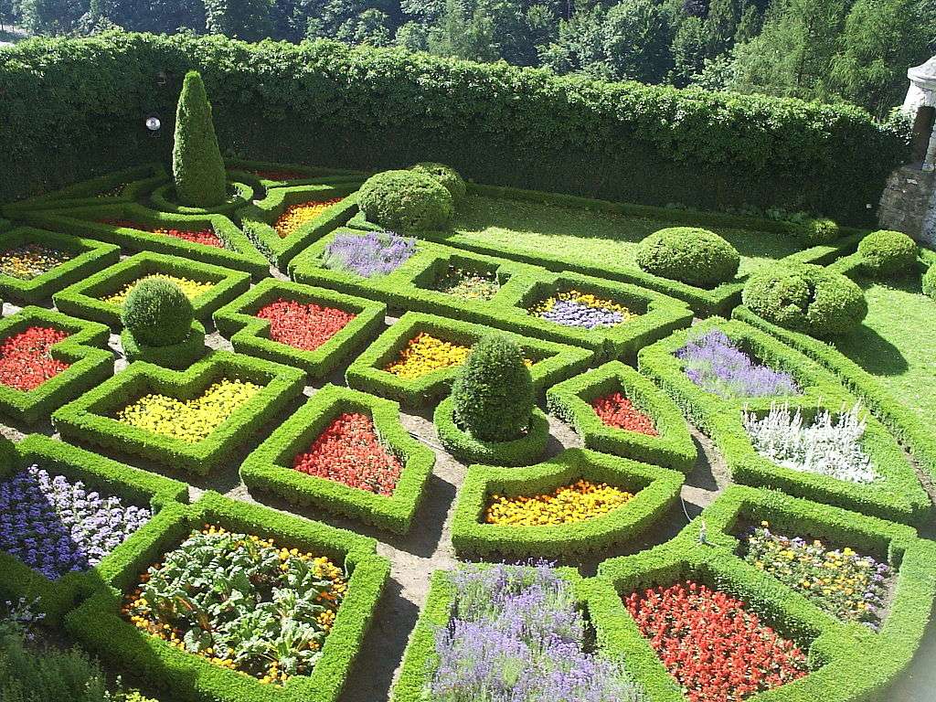 Egy gyönyörű kert Lengyelországban ... :)) online puzzle