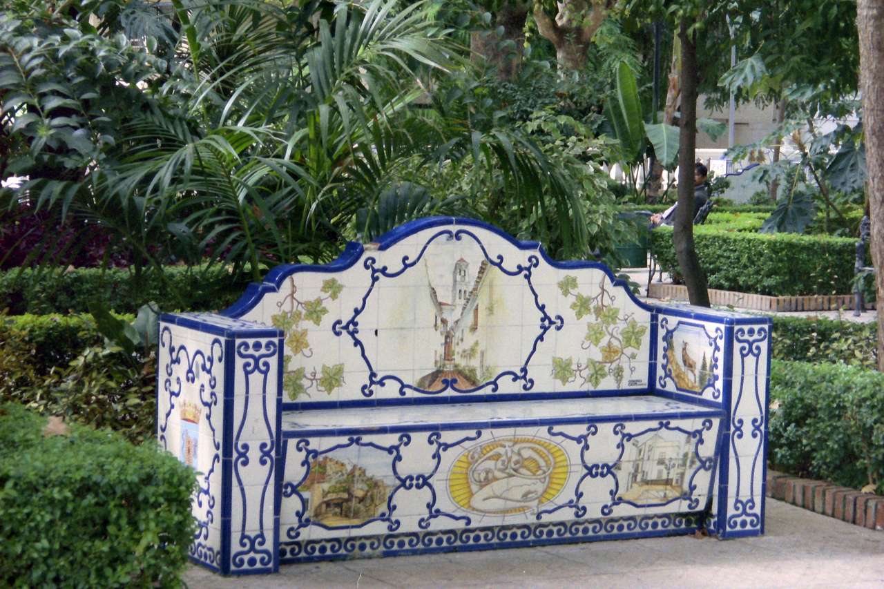 White in Seville jigsaw puzzle online