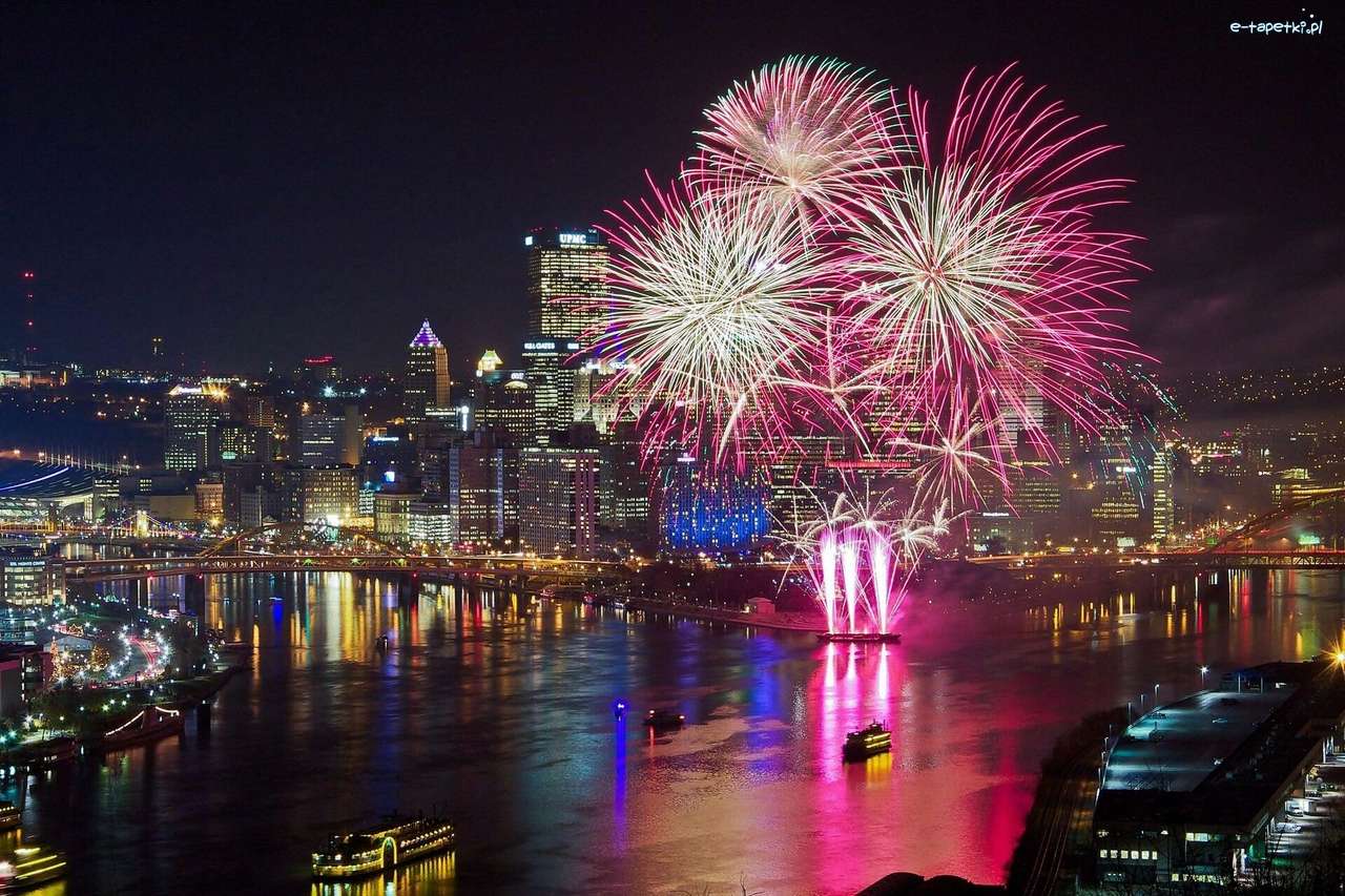 éjszaka panoráma - tűzijáték kirakós online