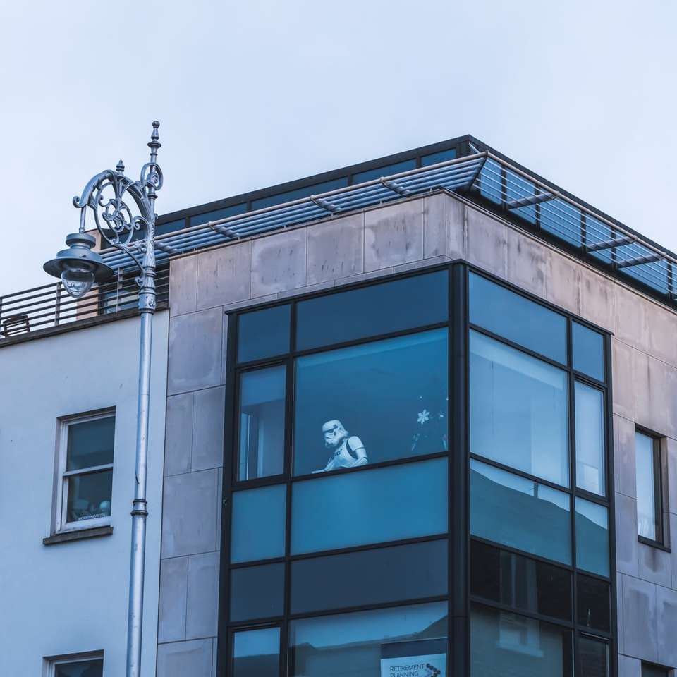 Star Wars Stormtrooper on glass window of building online puzzle