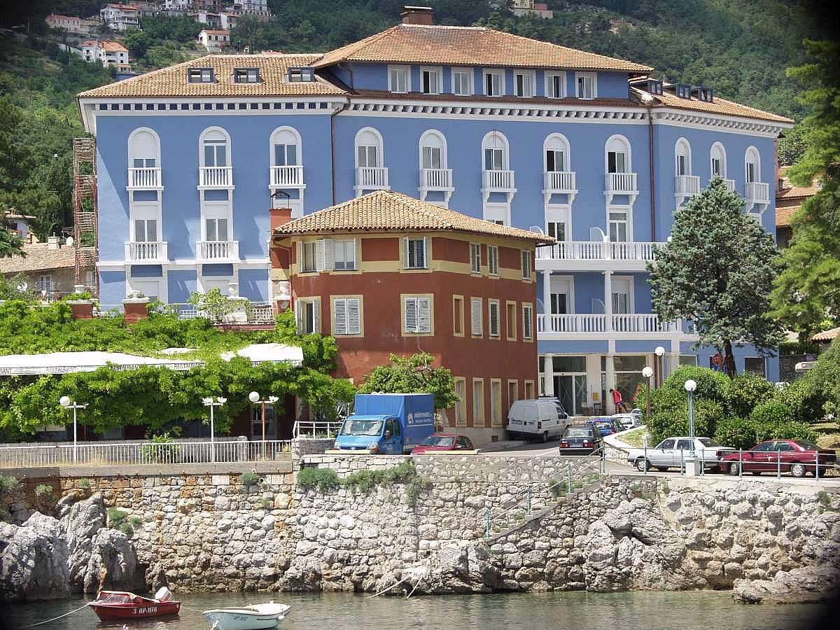 Lovran Hotel Istria Kroatië legpuzzel online