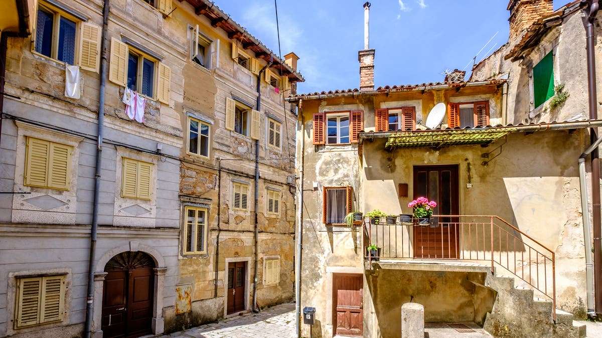 Città vecchia di Lovran Istria Croazia puzzle online