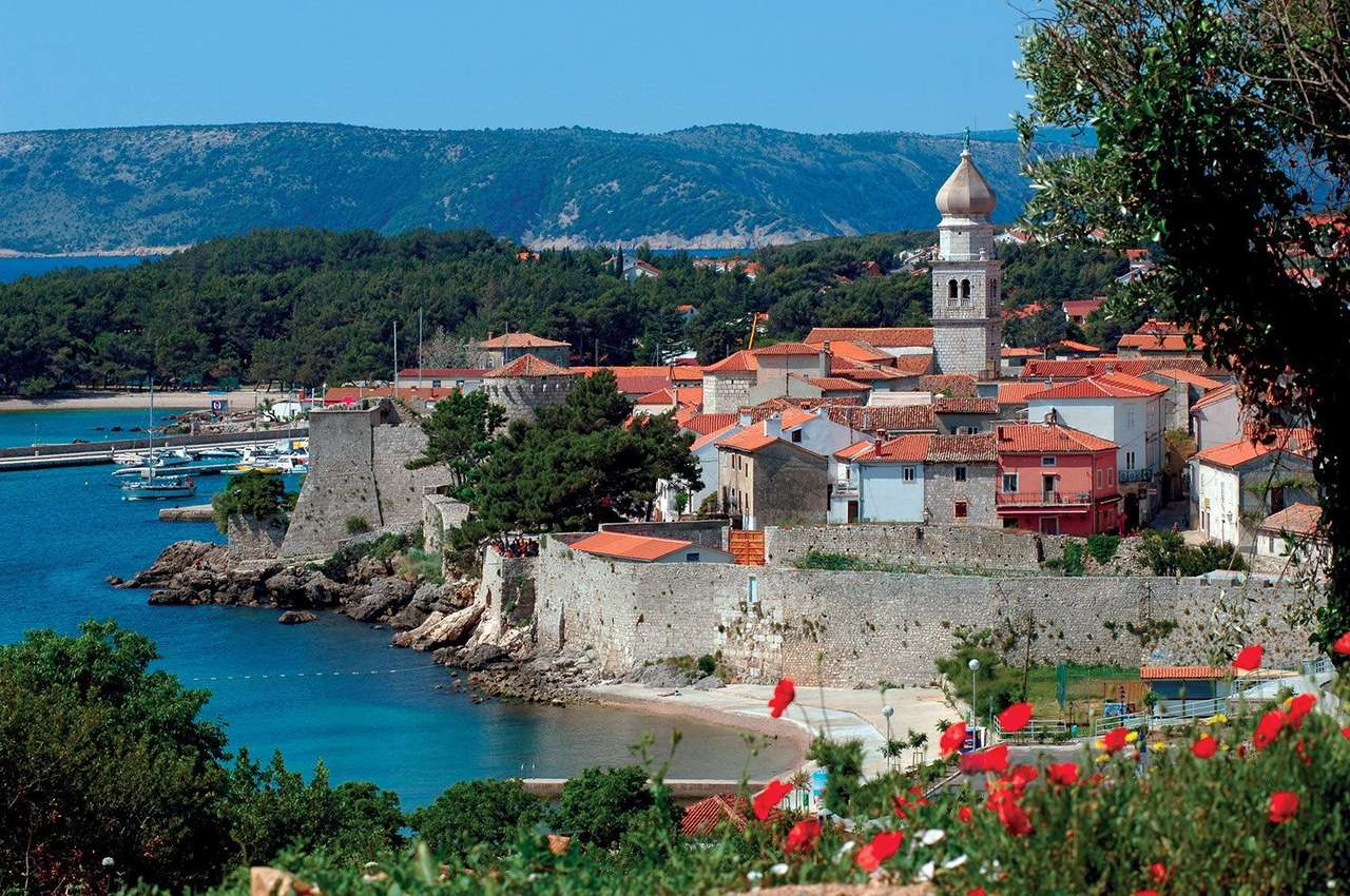 Město na ostrově Krk v Chorvatsku online puzzle