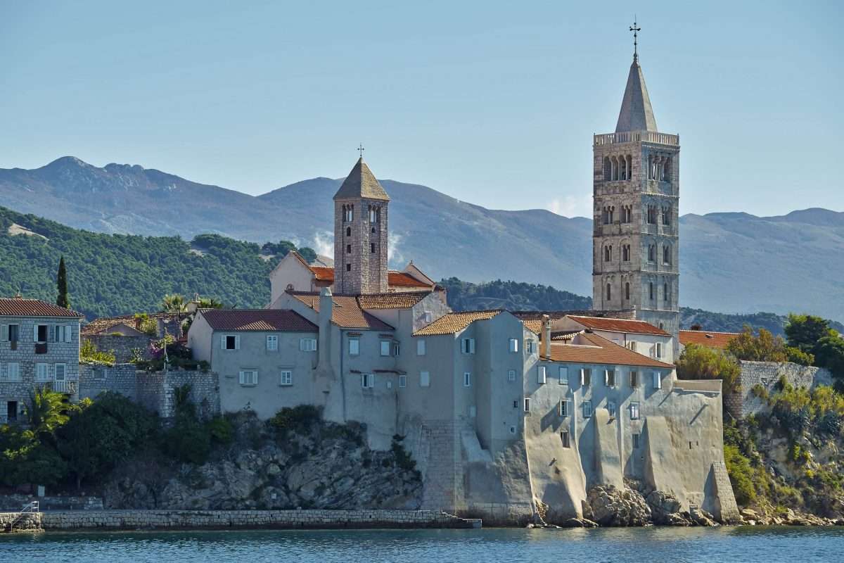 Stad op het eiland Rab Kroatië online puzzel