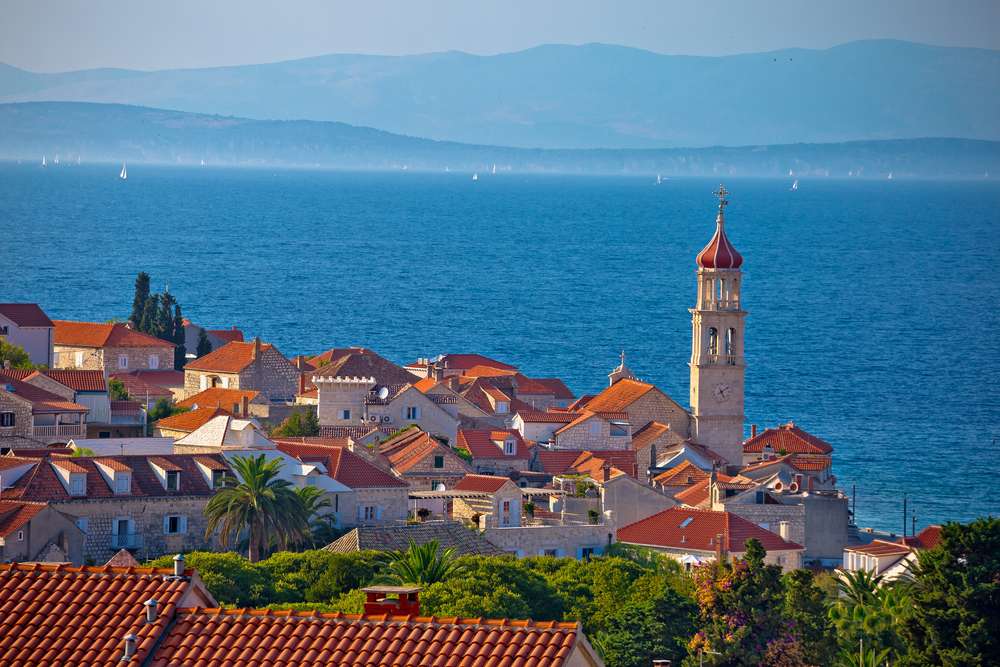 Brac ö Sutivan stad Kroatien pussel på nätet