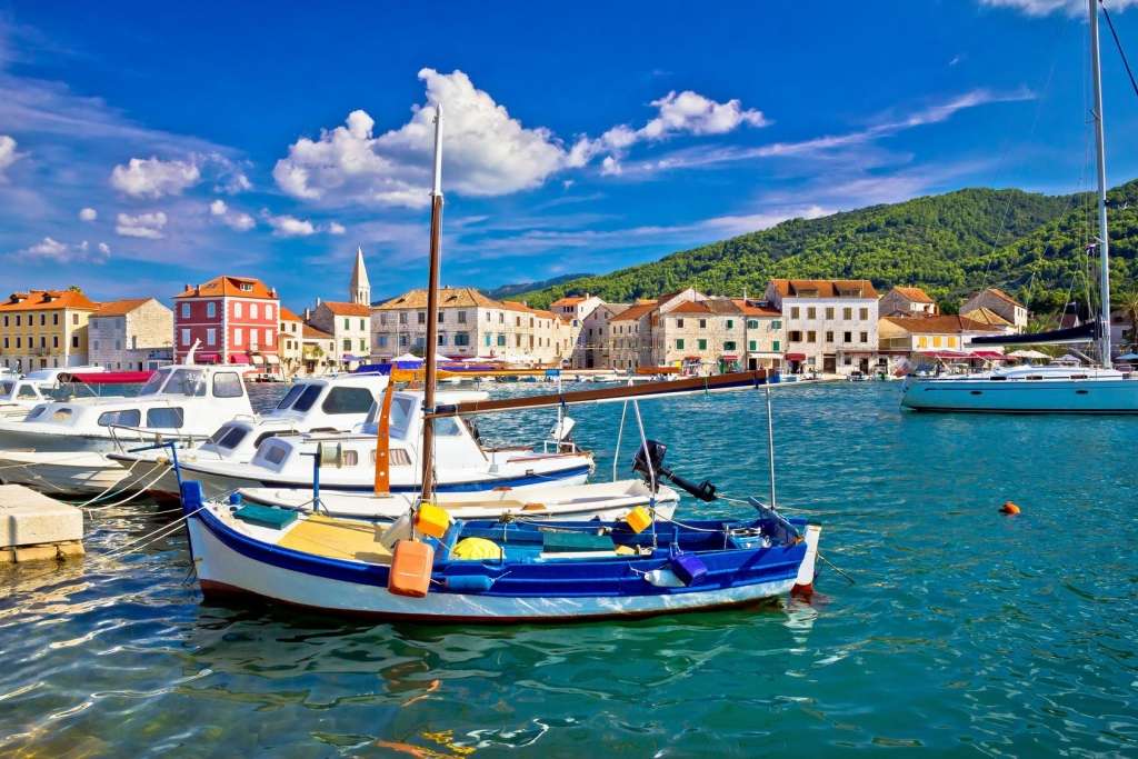 フヴァル島の町クロアチア オンラインパズル