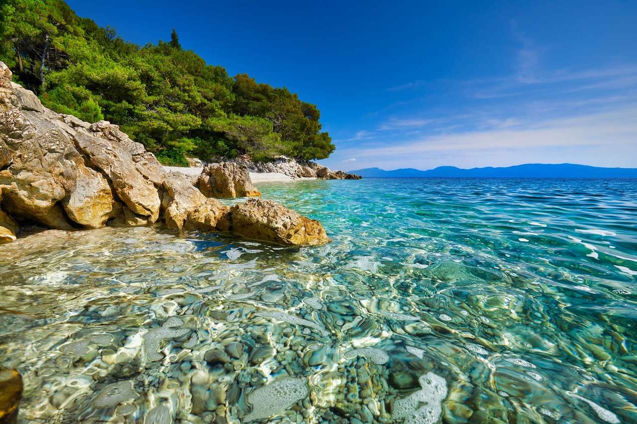 Paisaje costero de la isla de Hvar Croacia rompecabezas en línea