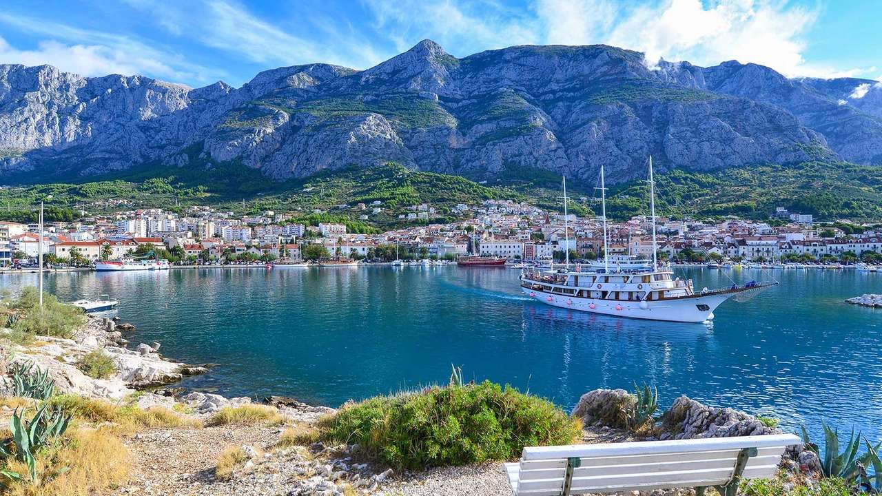 Makarska i Kroatien Pussel online