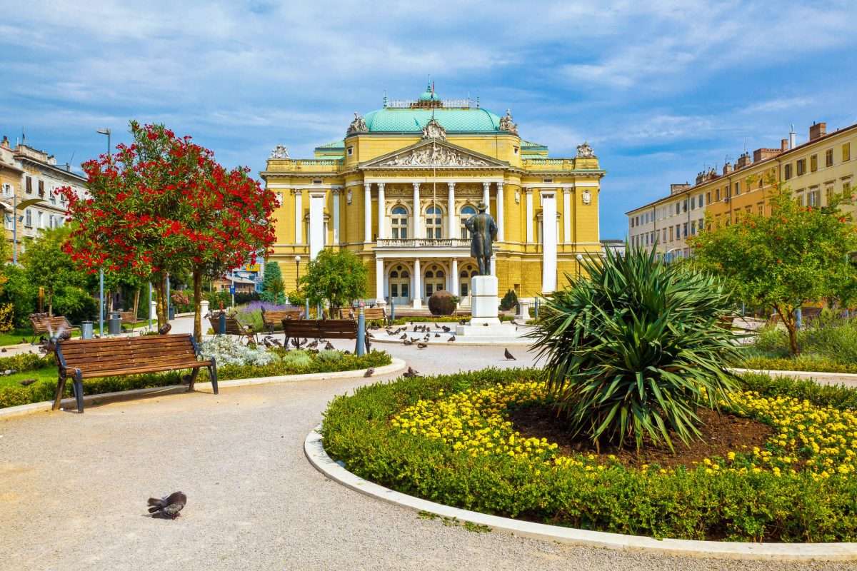 Rijeka Stadt in Kroatien Puzzlespiel online