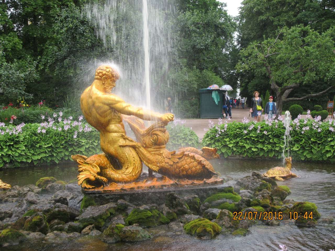 Petersburg-fountain online puzzle