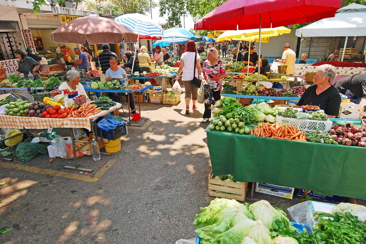 Овощной рынок Сплит Хорватия пазл онлайн
