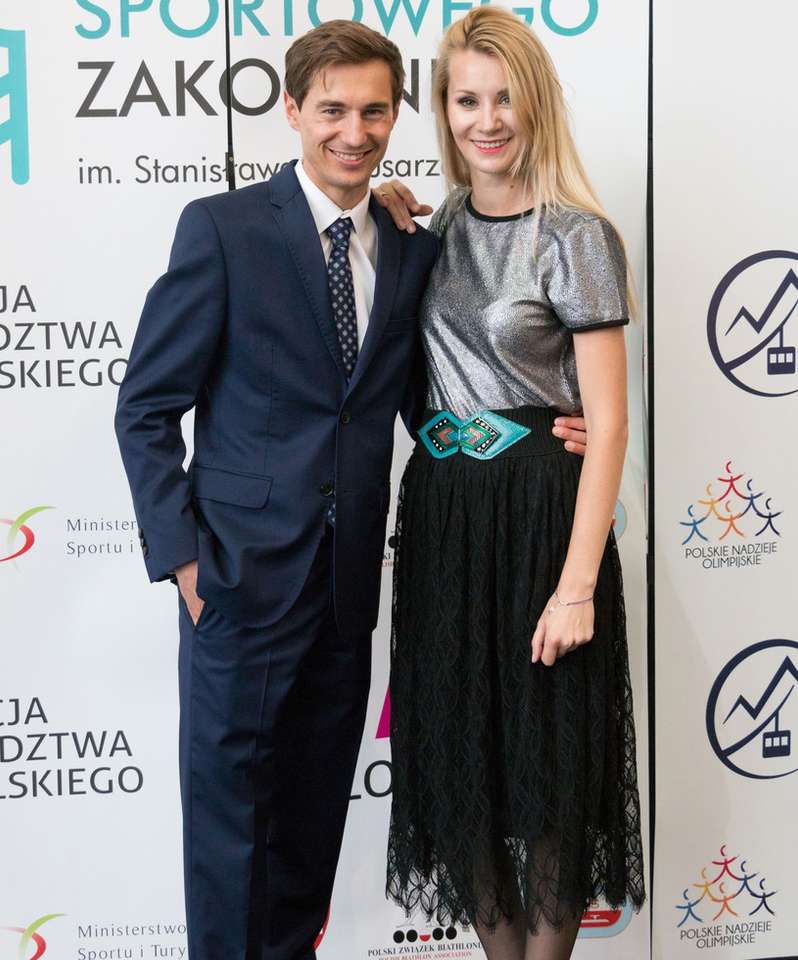 Kamil Stoch com sua esposa puzzle online