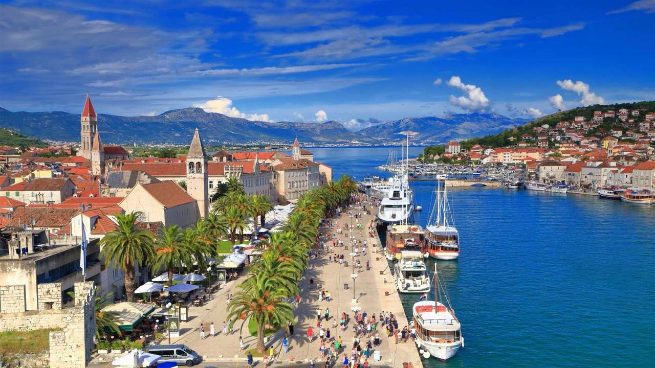 Cidade de Trogir na Croácia quebra-cabeças online