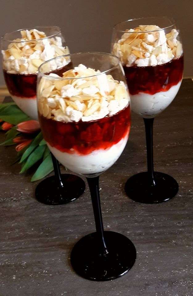 малиновый десерт пазл онлайн