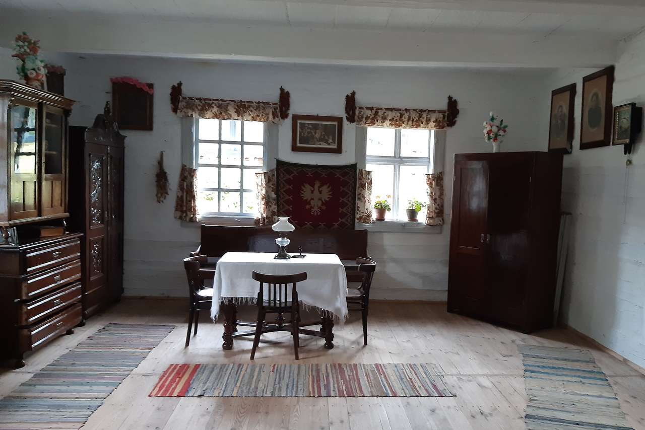 interior of the hut jigsaw puzzle online