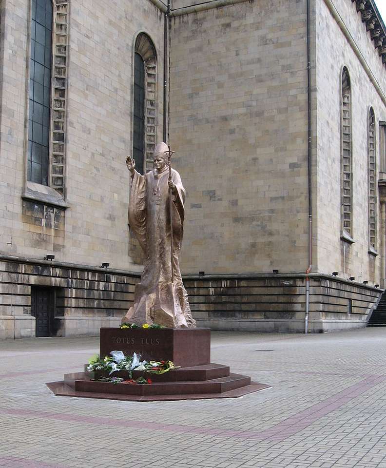 Monumento do Papa João Paulo II em Katowice puzzle online