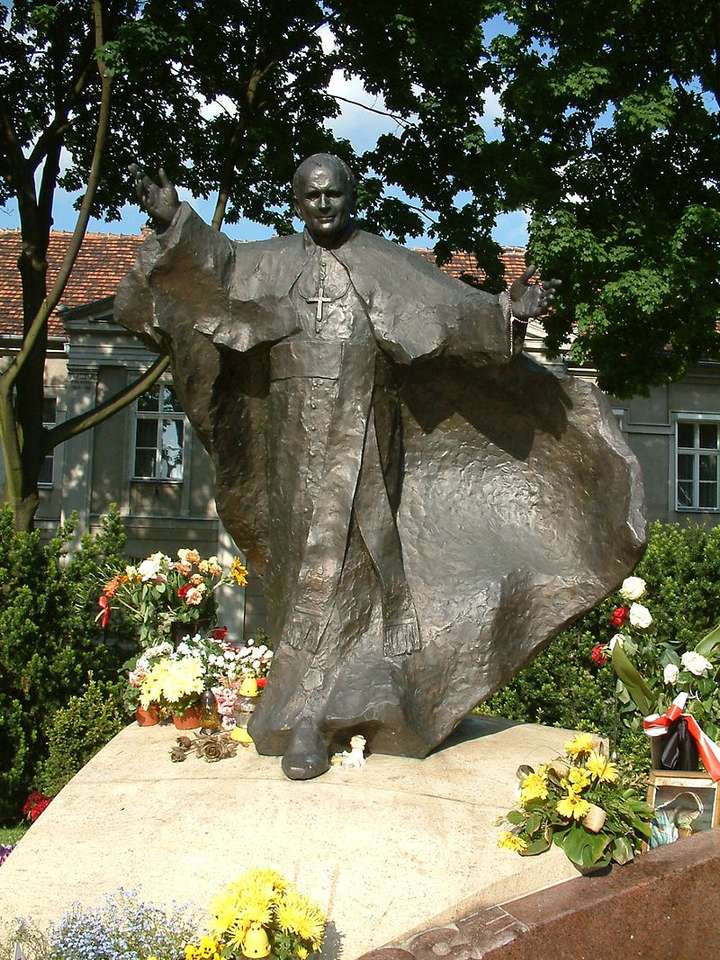 Monument över Johannes Paul II i Poznań Pussel online