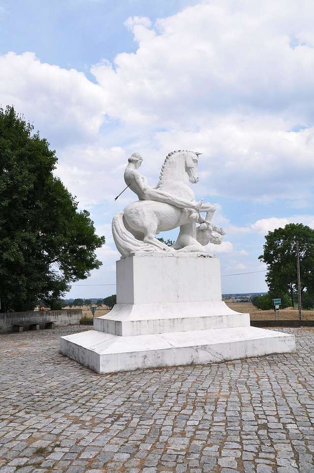 Denkmal für Leszek den Weißen in Marcinków Górny Online-Puzzle