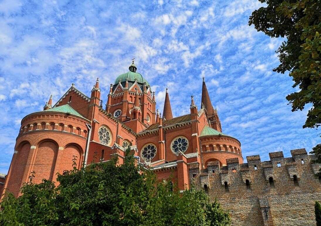 Kathedraal van Dakovo Kroatië online puzzel