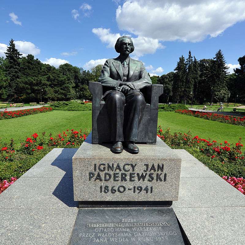 ワルシャワのイグナツィ・ヤン・パデレフスキーの記念碑 ジグソーパズルオンライン