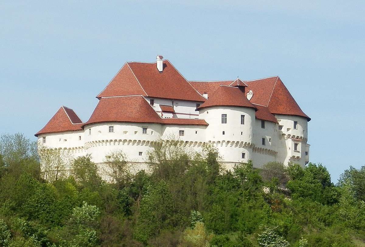 Замъкът Велики Табор Хърватия онлайн пъзел