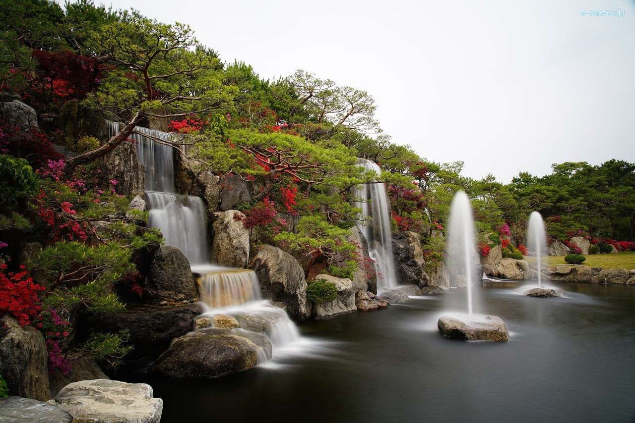 водопад, фонтан в парка онлайн пъзел