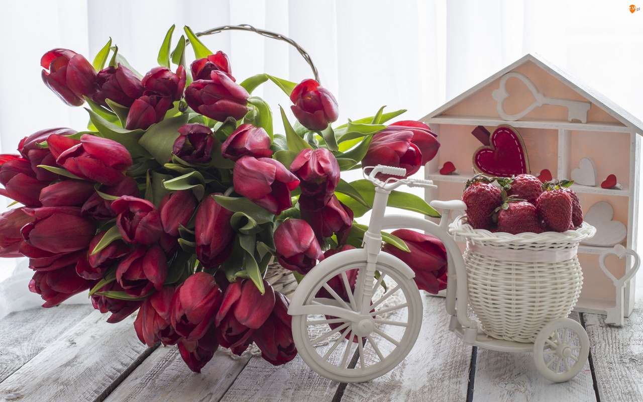 бордові тюльпани пазл онлайн