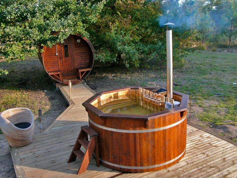 木製の庭の浴槽 ジグソーパズルオンライン