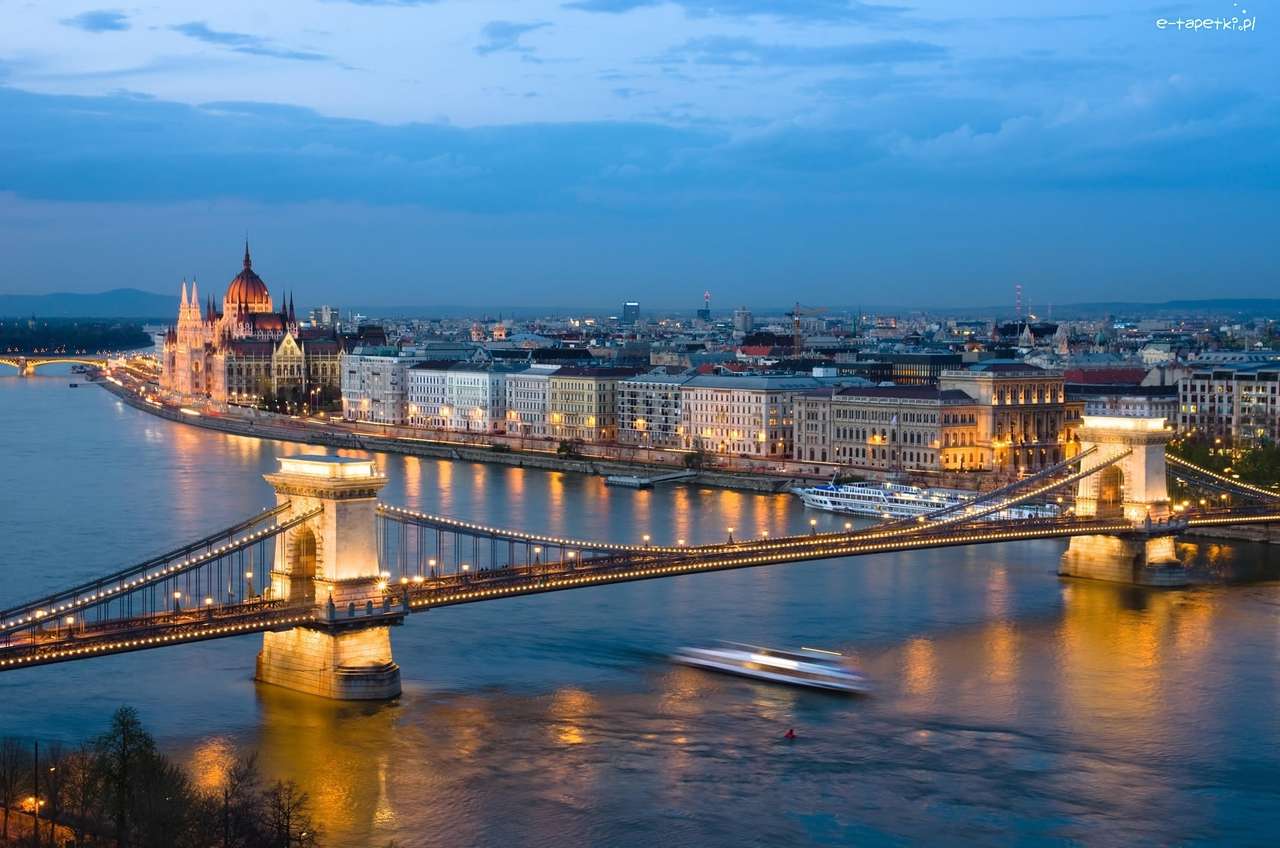 панорама на Будапеща онлайн пъзел