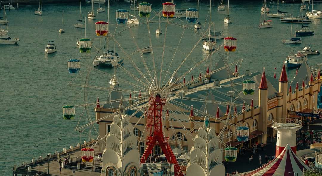 white and red ferris wheel jigsaw puzzle online