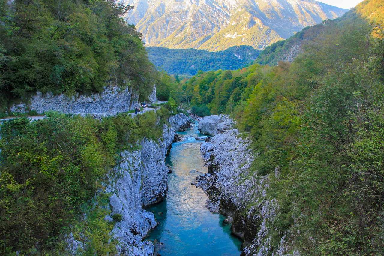 Soca Valley i Slovenien pussel på nätet
