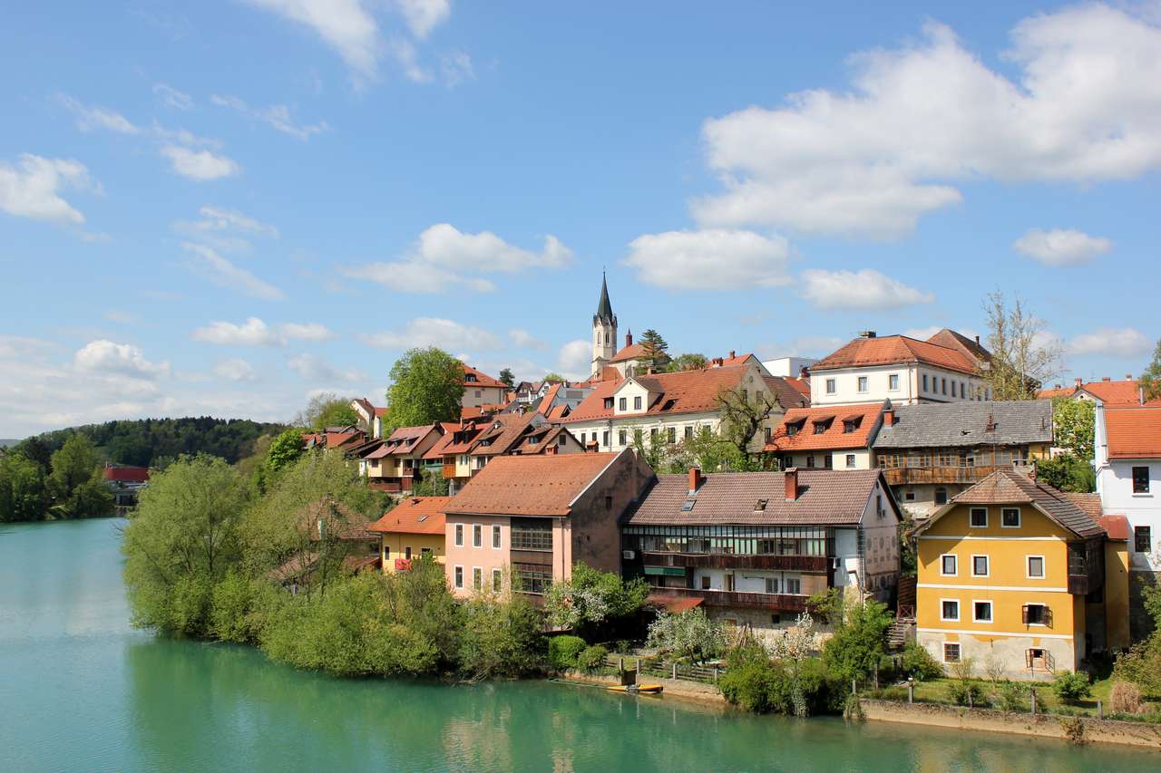 Novo Mesto en Eslovenia rompecabezas en línea