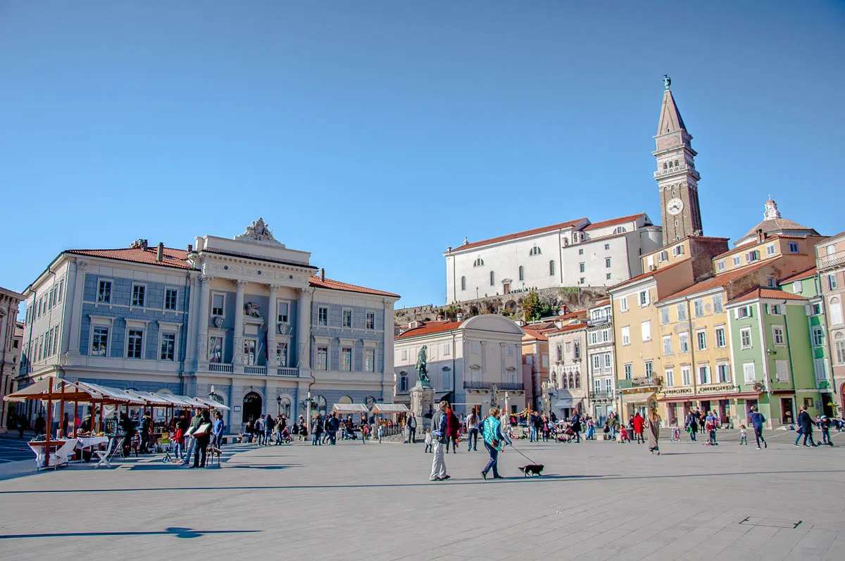 Ciudad costera de Piran Eslovenia rompecabezas en línea