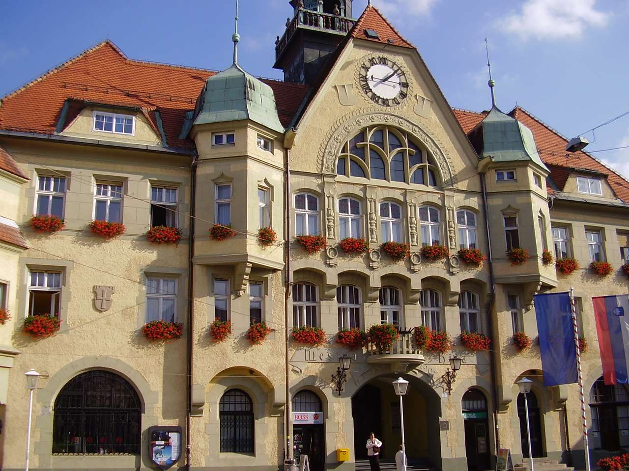 Ptuj Town Hall in Slovenia online puzzle