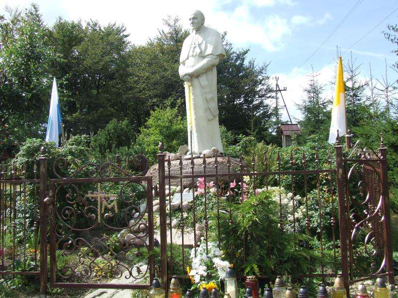 Pomníky papeže Jana Pavla II online puzzle